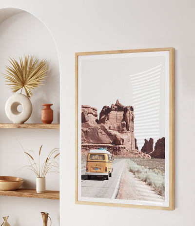 vintage-kombi-arizona-desert-landscape-art-print